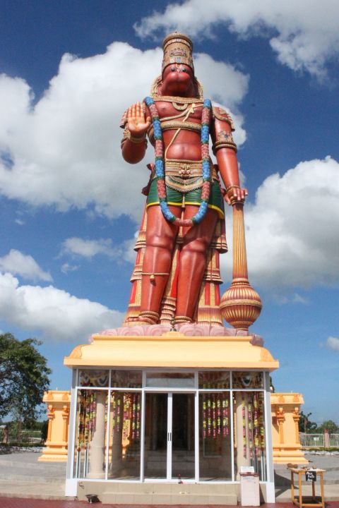 The 85ft Hanuman Murti at the Dattatreya Hindu Temple