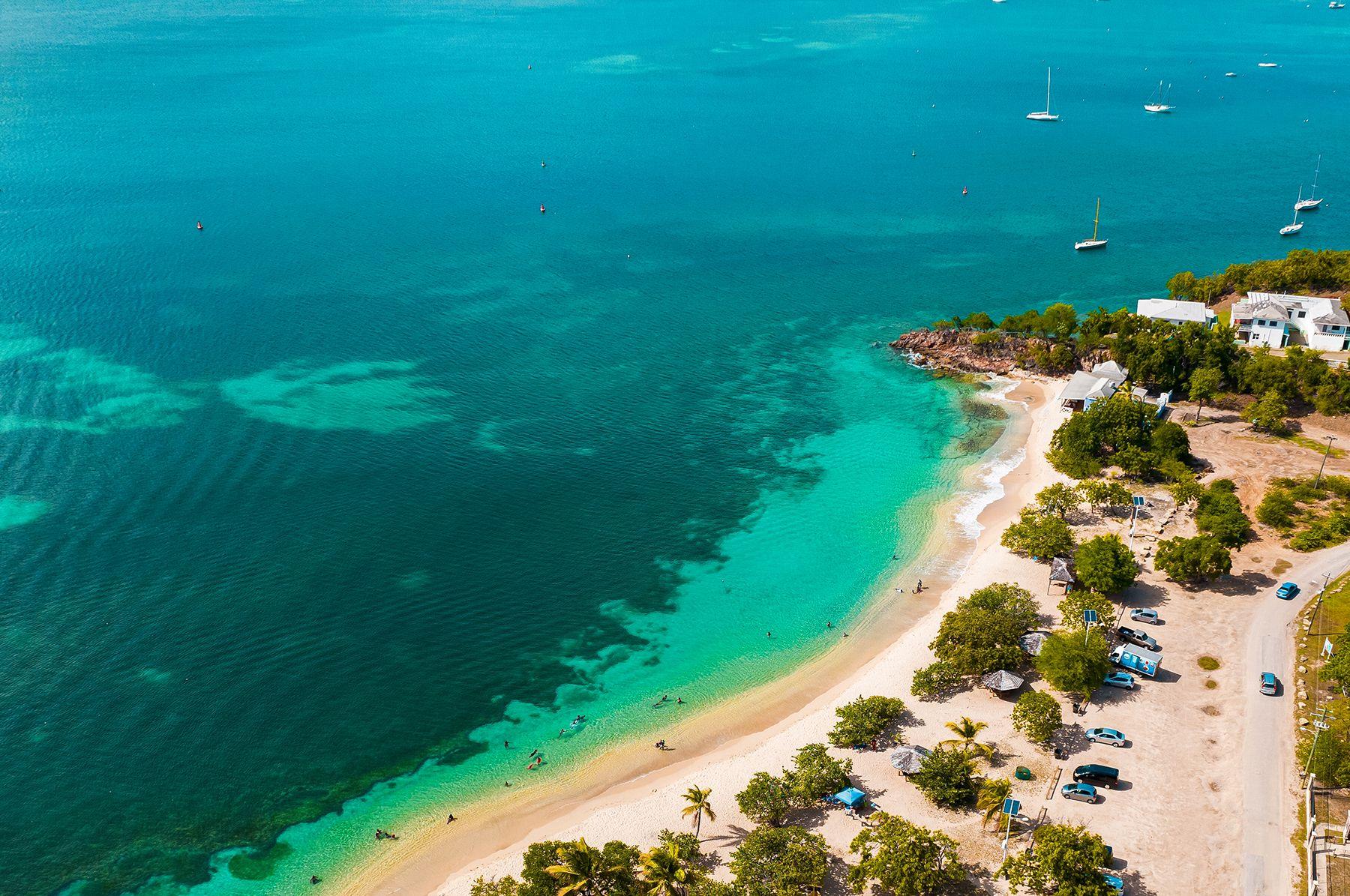 Turquoise bay and white-sand beach in Antigua
